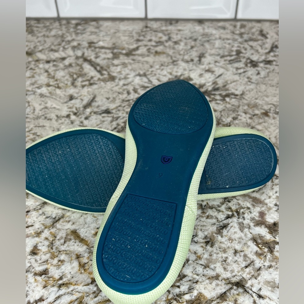 Rothy's Keylime Green Pointed Toe Flats with Blue Trim - Picture 3 of 6